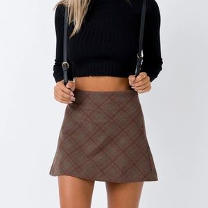 🍓 Princess Polly Brown Mini Plaid Skirt 🍓 BRAND NEW!